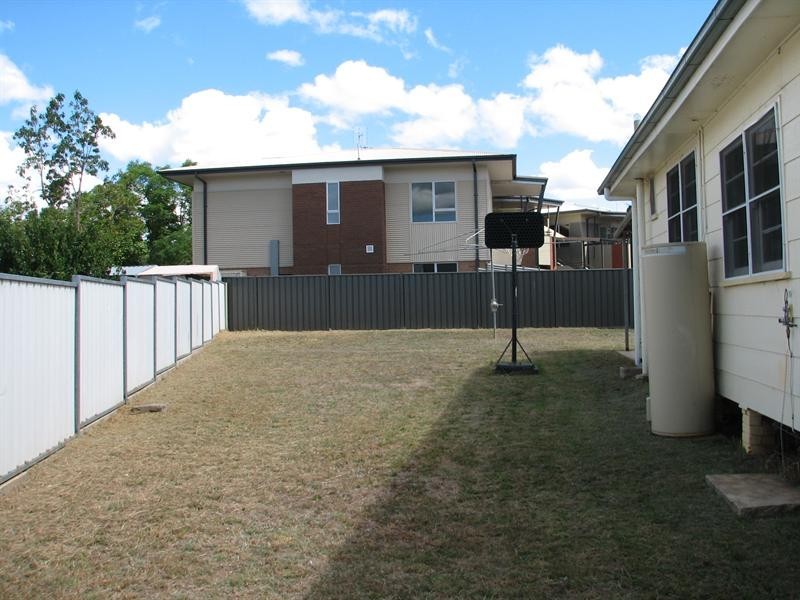 2 David Street, Tamworth NSW 2340