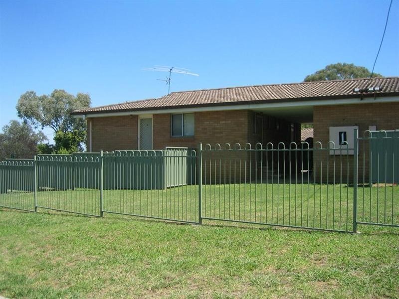 1/1 Fisher Road, Tamworth NSW 2340