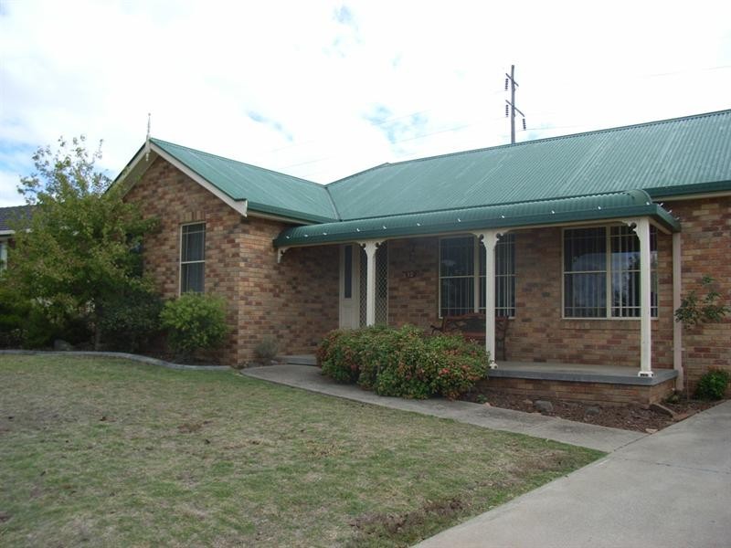 12 The Terrace, Tamworth NSW 2340