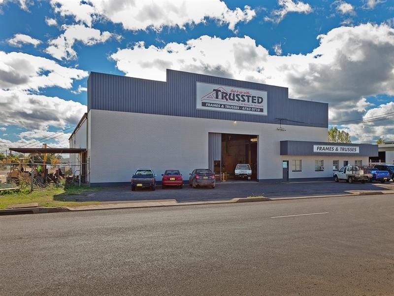 71 Barnes Street, Tamworth NSW 2340