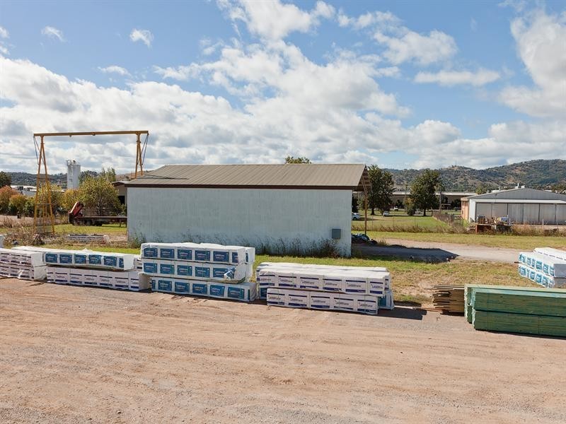 71 Barnes Street, Tamworth NSW 2340