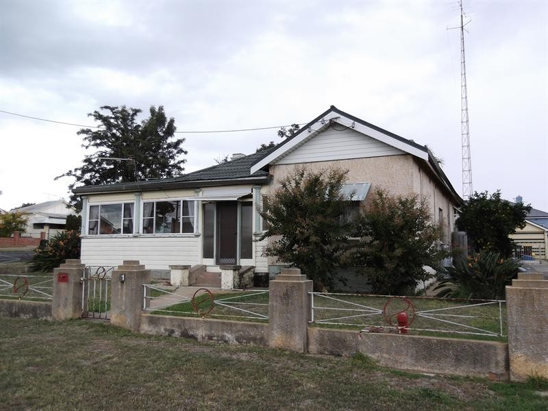 1 Gidley Street, Tamworth NSW 2340