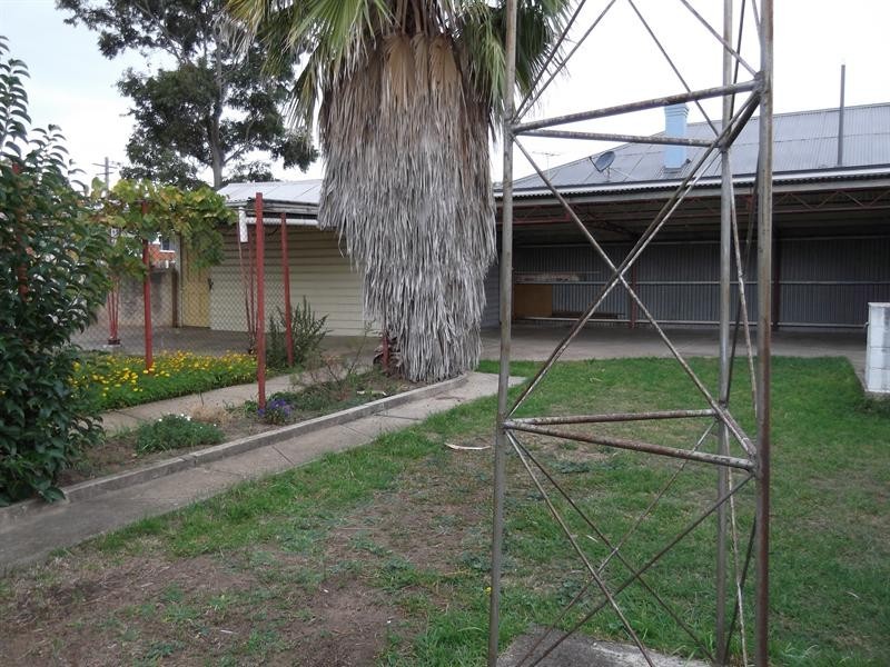 1 Gidley Street, Tamworth NSW 2340