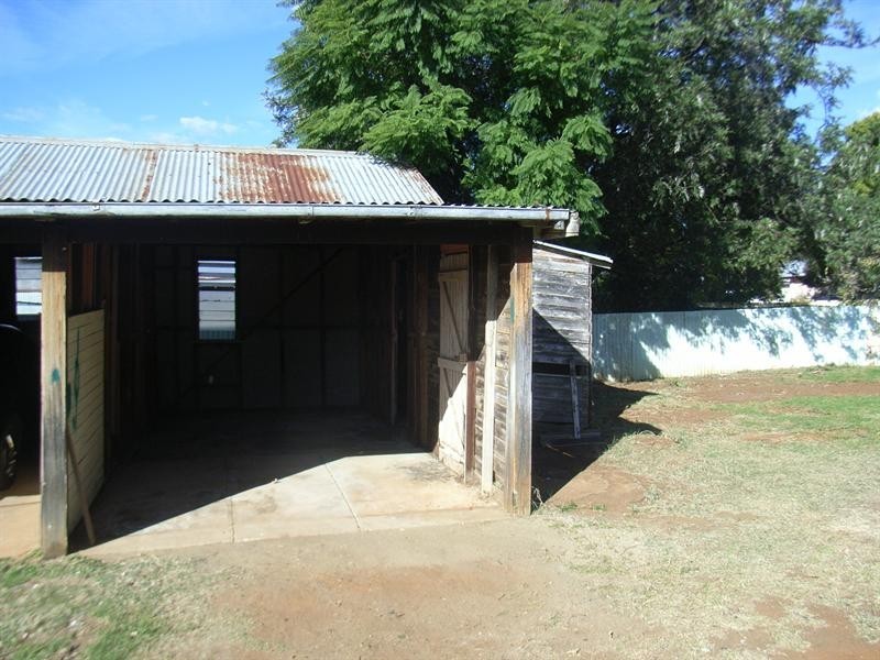 2/23 Anthony Road, Tamworth NSW 2340