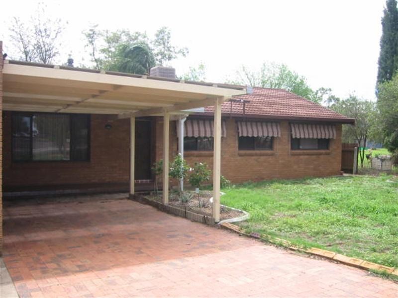 14 Boronia Drive, Tamworth NSW 2340