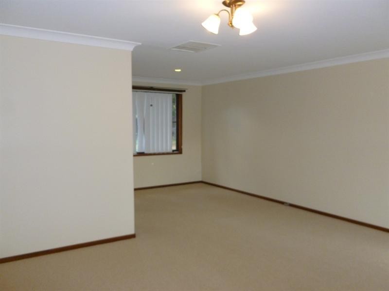 6 Kurrajong Street, Tamworth NSW 2340