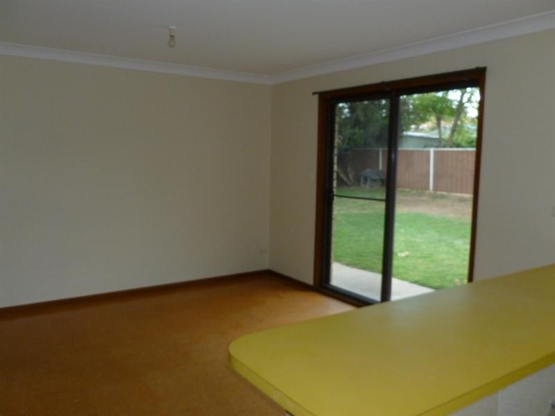 6 Kurrajong Street, Tamworth NSW 2340