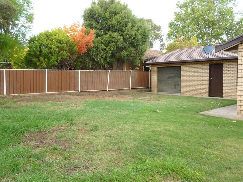 6 Kurrajong Street, Tamworth NSW 2340