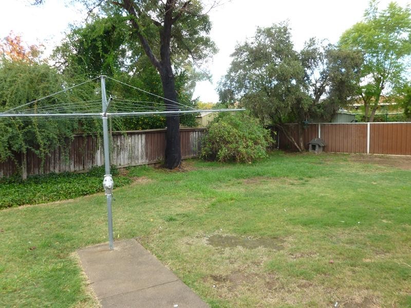 6 Kurrajong Street, Tamworth NSW 2340