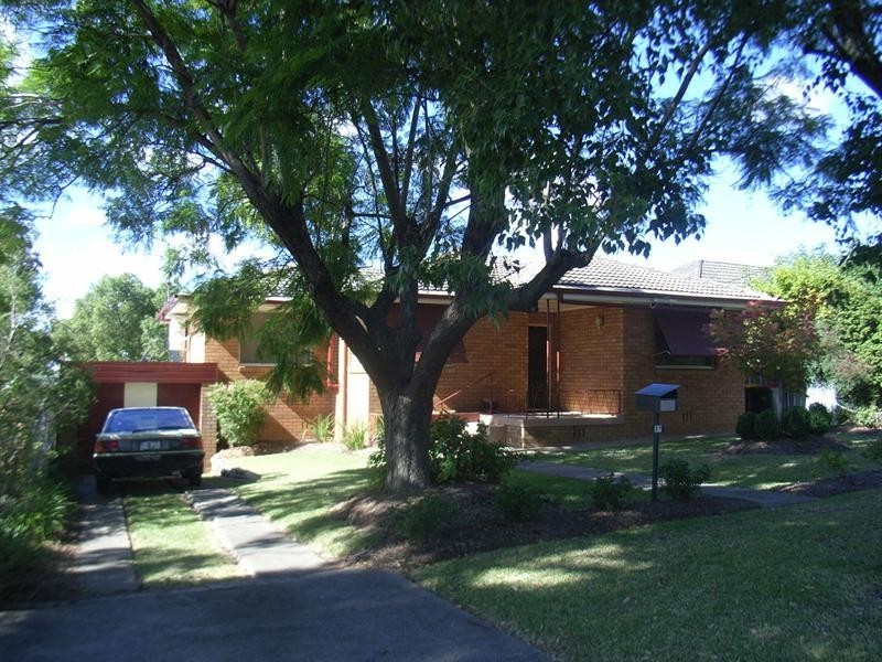 27 David Street, Tamworth NSW 2340