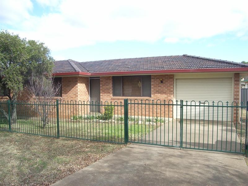 1/27 Bligh Street, Tamworth NSW 2340