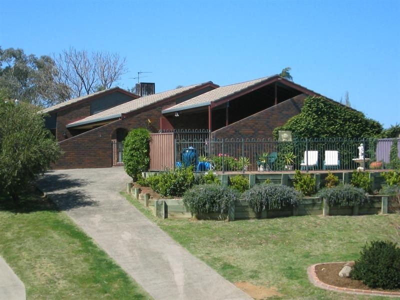 12 Lemon Gums Drive, Tamworth NSW 2340