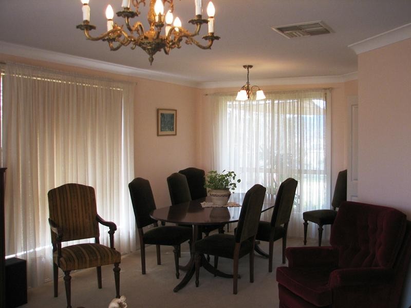 4 Wills Place, Tamworth NSW 2340