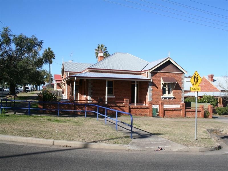 13 Darling Street, Tamworth NSW 2340