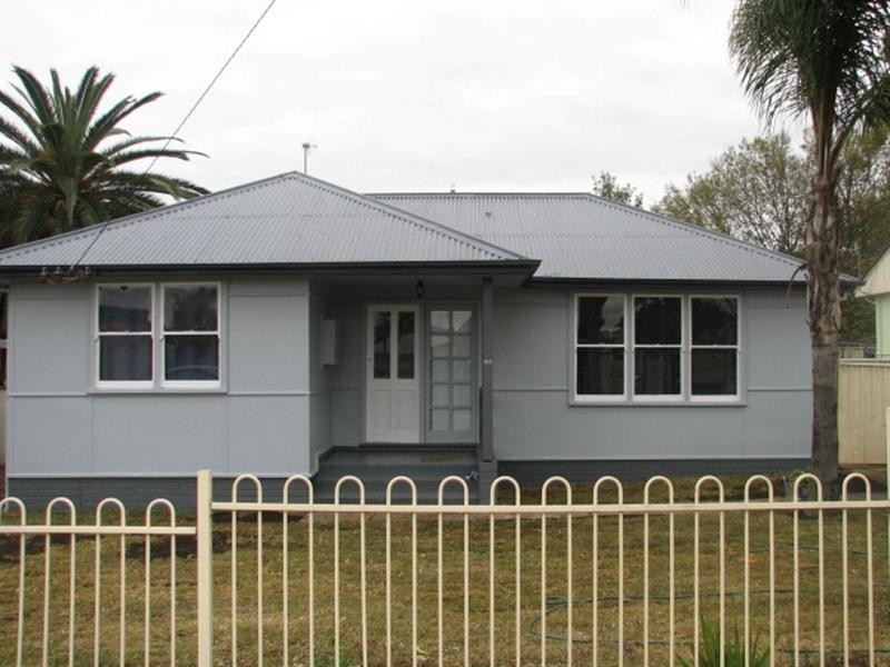 168 Robert Street, Tamworth NSW 2340