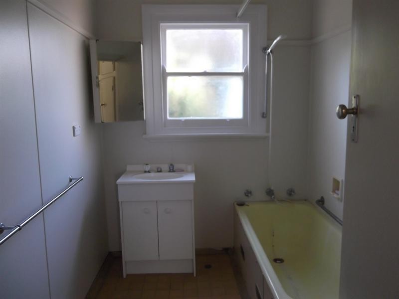 19 Russell Street, Tamworth NSW 2340