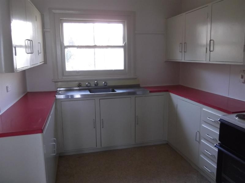 19 Russell Street, Tamworth NSW 2340