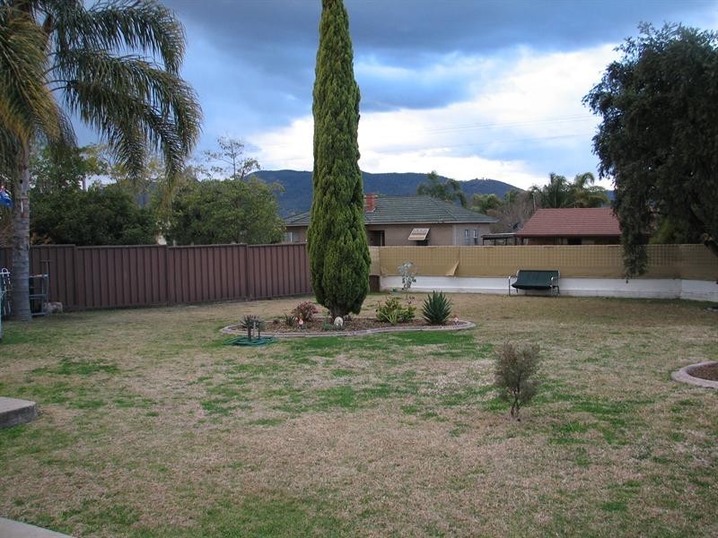 14 Holland Street, Tamworth NSW 2340