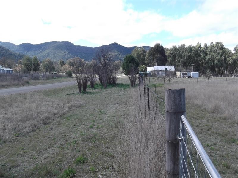 24 William Street, Moonbi NSW 2353