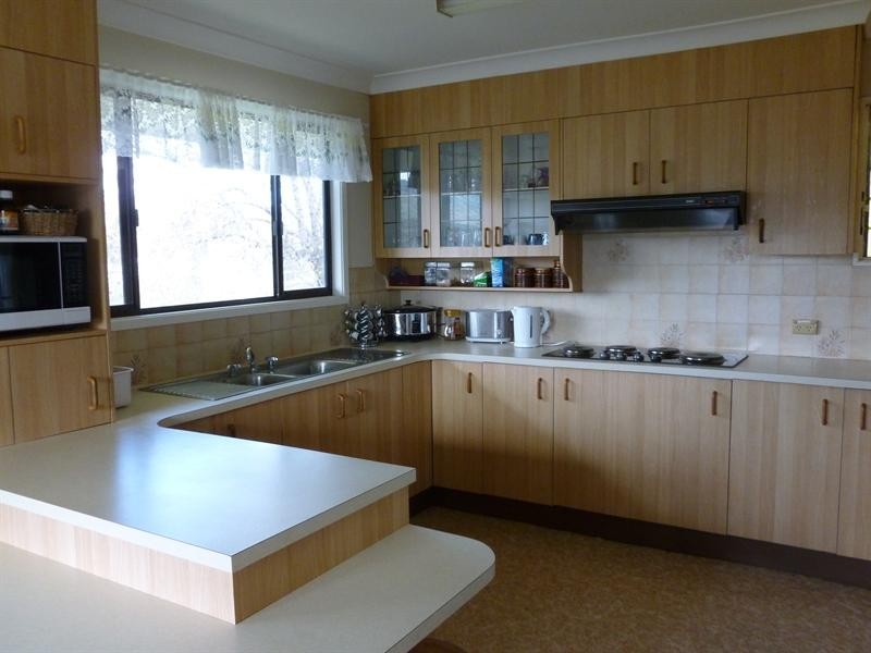 1798 New England Highway, Kootingal NSW 2352