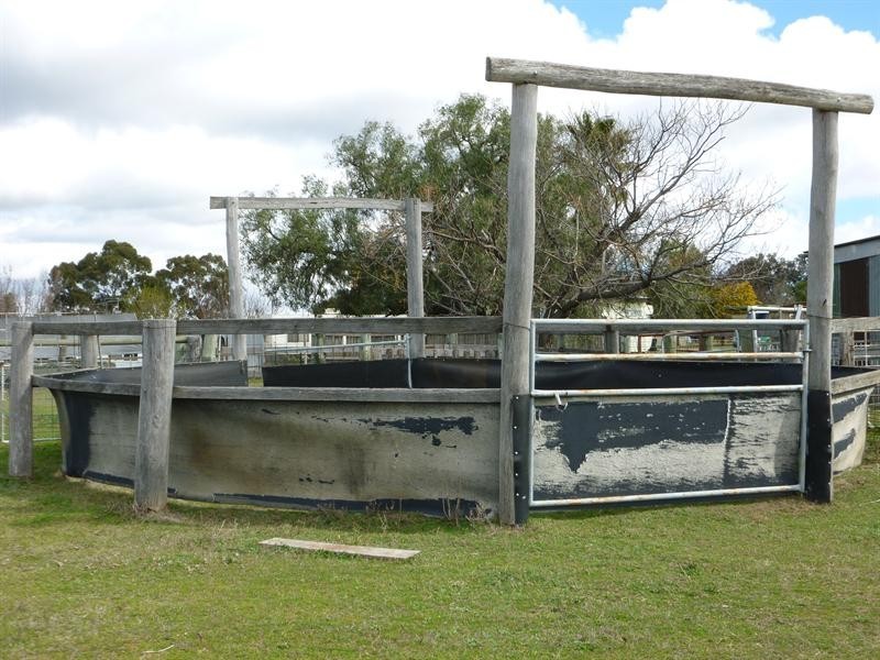 1798 New England Highway, Kootingal NSW 2352