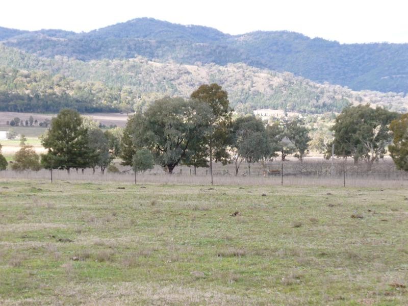 1798 New England Highway, Kootingal NSW 2352