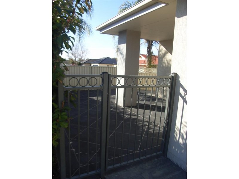 39 The Retreat, Tamworth NSW 2340