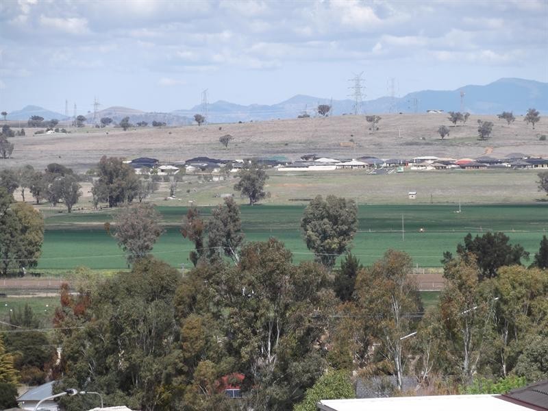 1 Cleary Drive, Tamworth NSW 2340