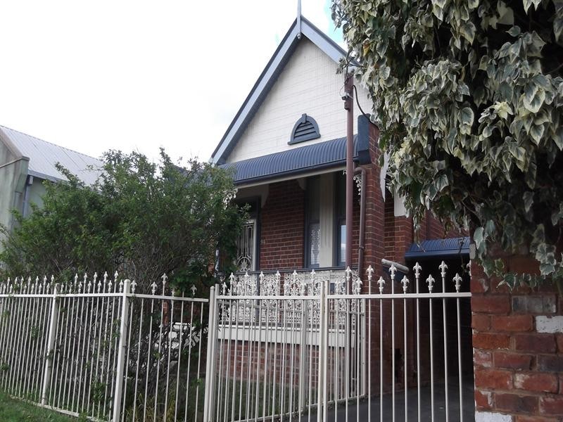 94 Griffin Avenue, Tamworth NSW 2340