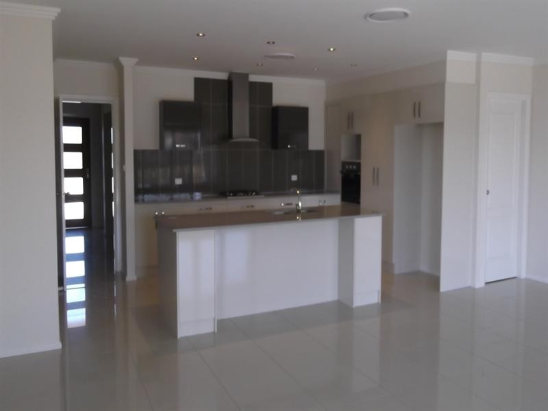 25 Kalinda Place, Tamworth NSW 2340