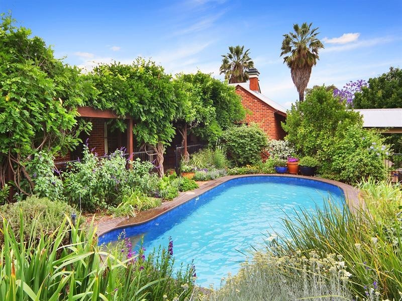 178 Carthage Street, Tamworth NSW 2340