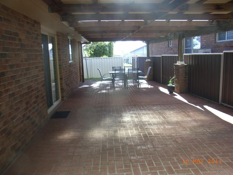 1 Noonga Crescent, Tamworth NSW 2340