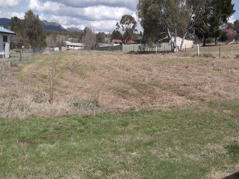 13 Suwarrow Street, Bendemeer NSW 2355