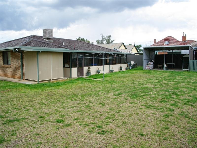 37 Strafford Street, Manilla NSW 2346