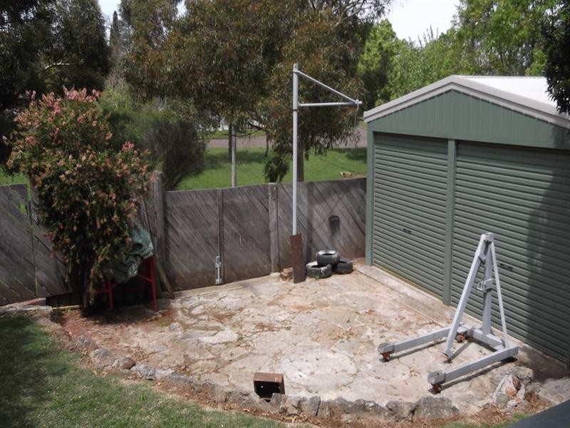 11 Russell Street, Tamworth NSW 2340