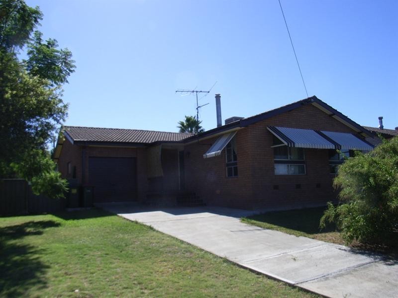 37 Fisher Road, Tamworth NSW 2340