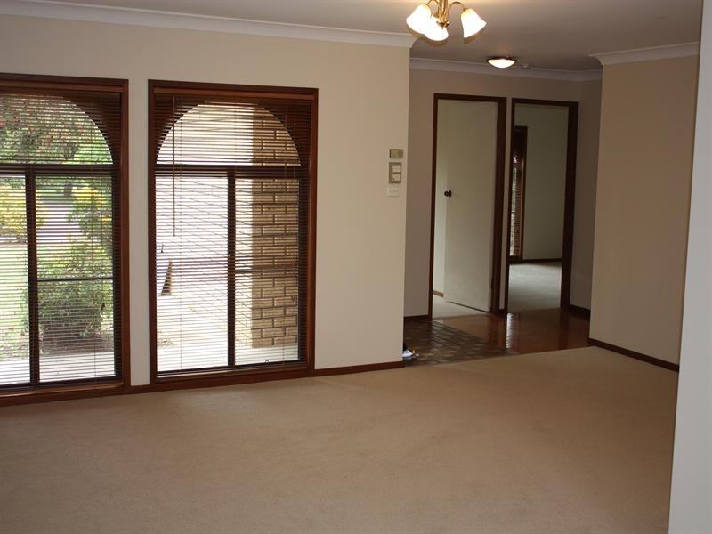 6 Kurrajong Street, Tamworth NSW 2340