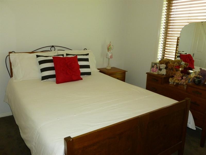 4 Whiporie Close, Moore Creek NSW 2340