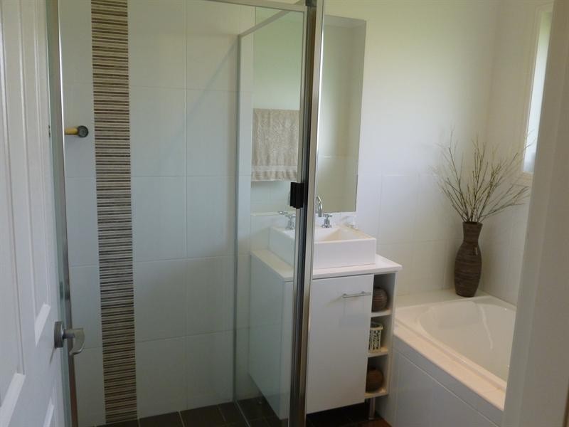 4 Whiporie Close, Moore Creek NSW 2340