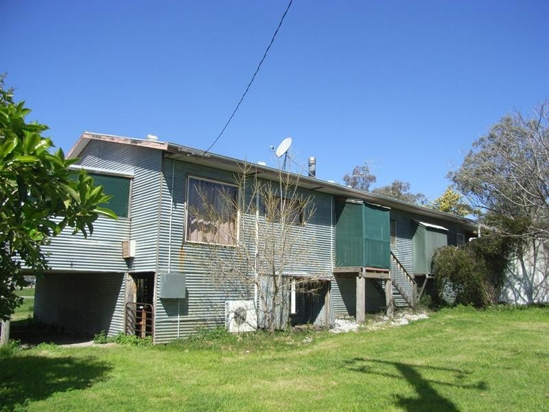 95 Spains Lane, Tamworth NSW 2340