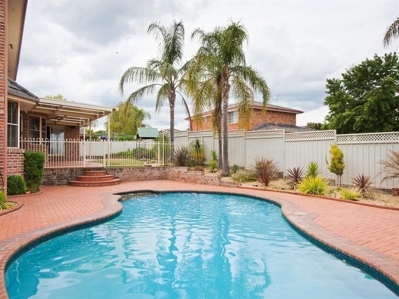 33 Caloola Street, Tamworth NSW 2340