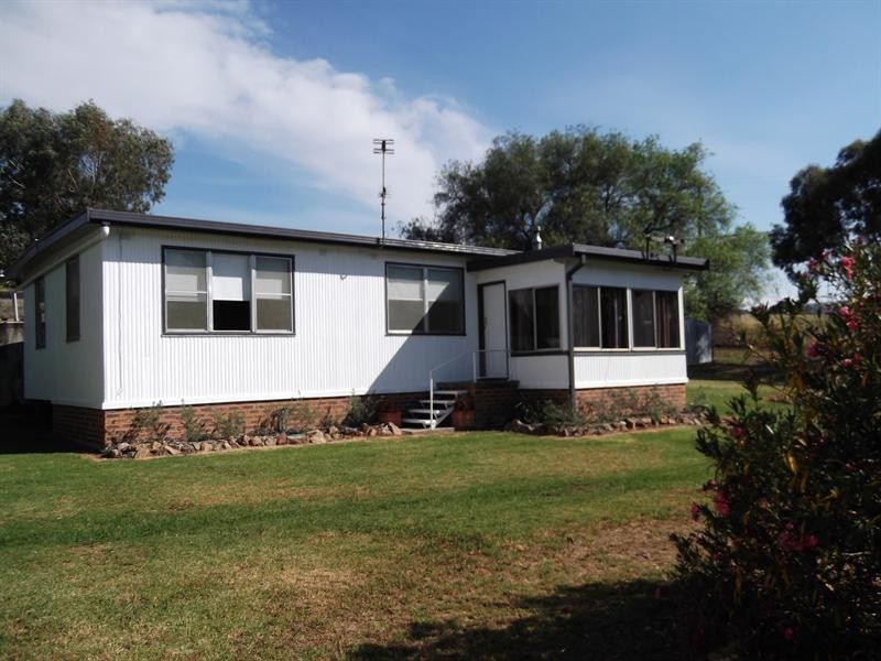 30 Davis Street, Currabubula NSW 2342