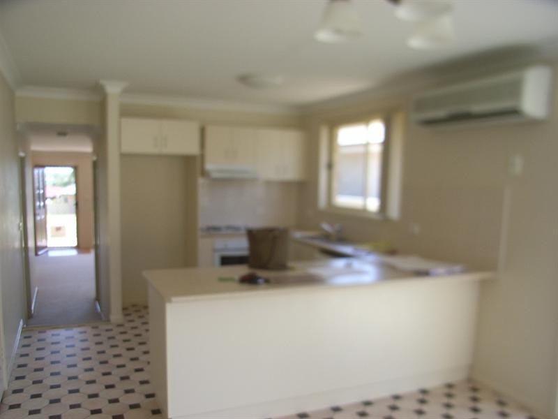 2/7 James Place, Tamworth NSW 2340