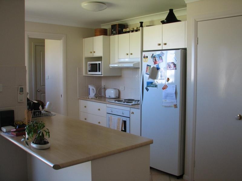 15 Banks Street, Westdale NSW 2340