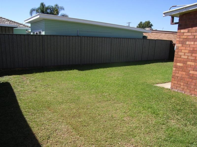 2/42 Kathleen Street, Tamworth NSW 2340