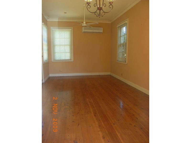 81 Griffin Avenue, Tamworth NSW 2340