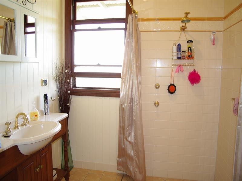 24 Harrier Parade, Calala NSW 2340