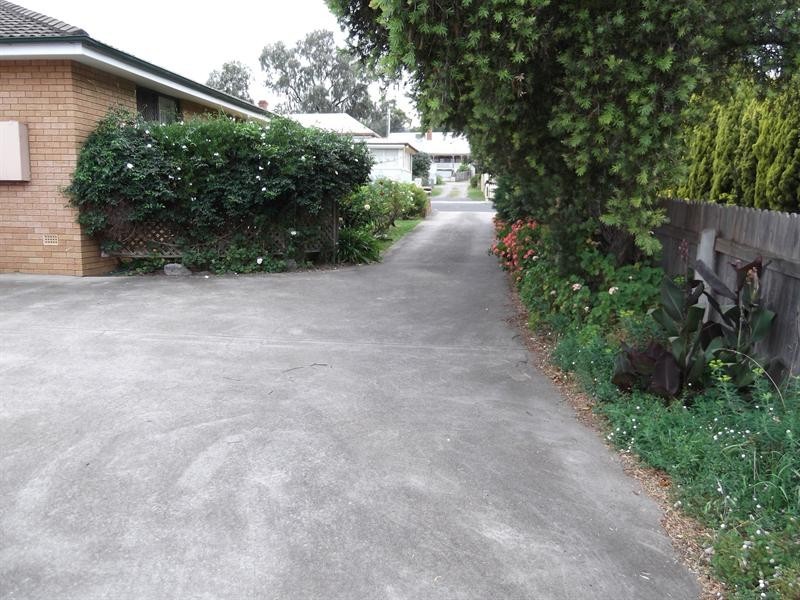 2/51 Rawson Avenue, Tamworth NSW 2340