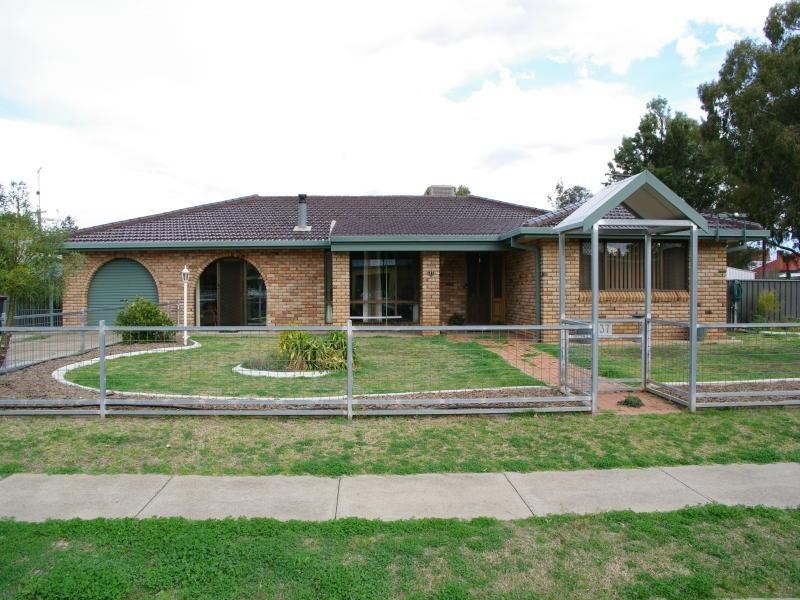 37 Strafford Street, Manilla NSW 2346