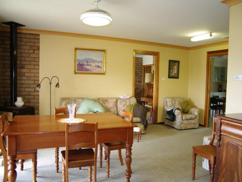 37 Strafford Street, Manilla NSW 2346